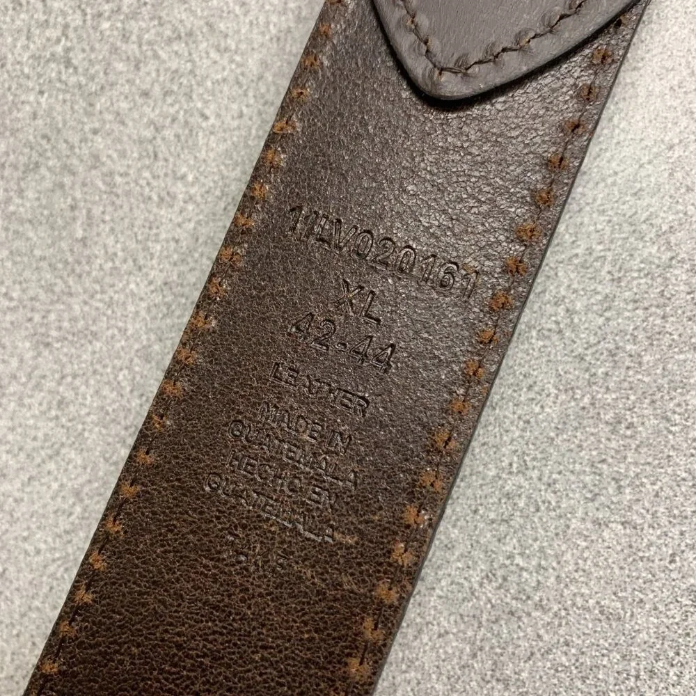 Levi's Brown Men's XL Leather Belt 42-44 With Black Metal Buckle h1936